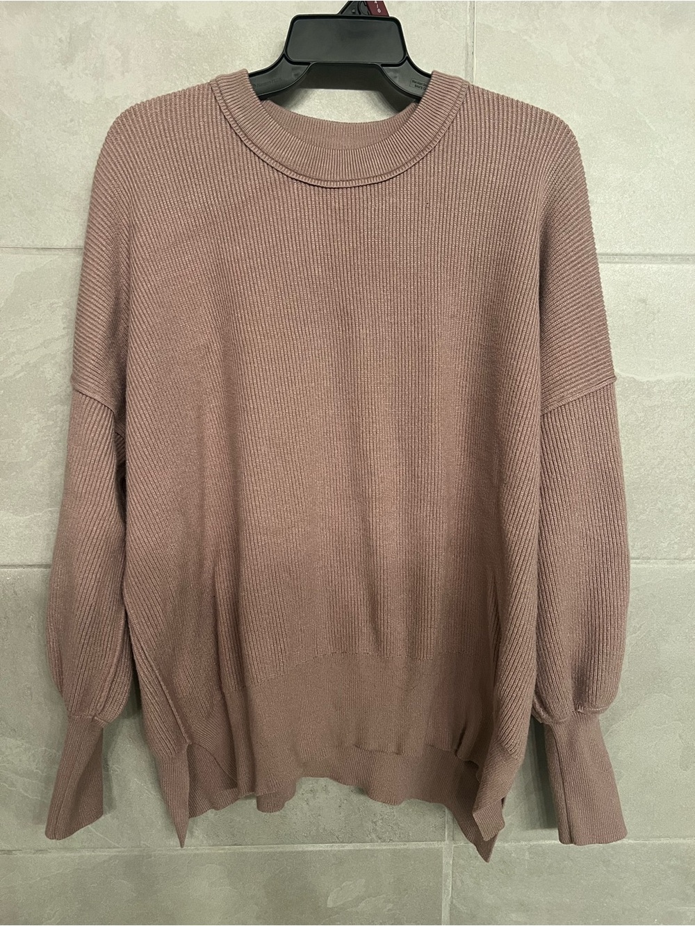 Relaxed Crewneck Sweater in Dusty Rose